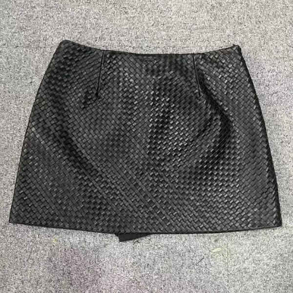 Gonna in pelle lavorata a maglia per le donne Primavera Nuova pelle di pecora genuina di fascia alta Semplice versatile A-line corta Jupe Mujer Tessuto a mano Saias 4