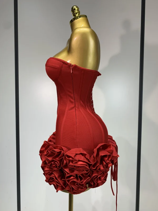 Mini abito dalla fasciatura da donna sexy senza spalline senza schienale impreziosito da fiori Abiti da club per feste da cocktail per celebrità 3