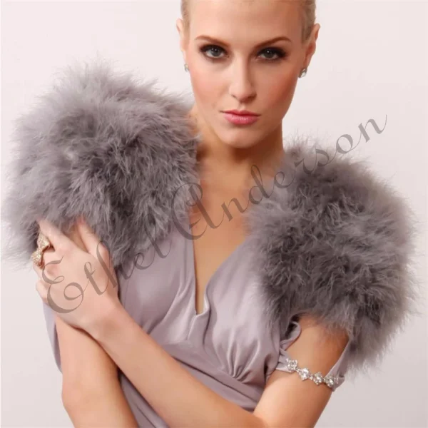 Blush, Fard Rosa/Bianco di Lusso Struzzo Della Pelliccia Boleros Nuziale Dello Scialle Della Pelliccia Matrimonio Scrollata di Spalle Cappotto da Sposa da Cerimonia Nuziale di Inverno Del Partito Boleros 3