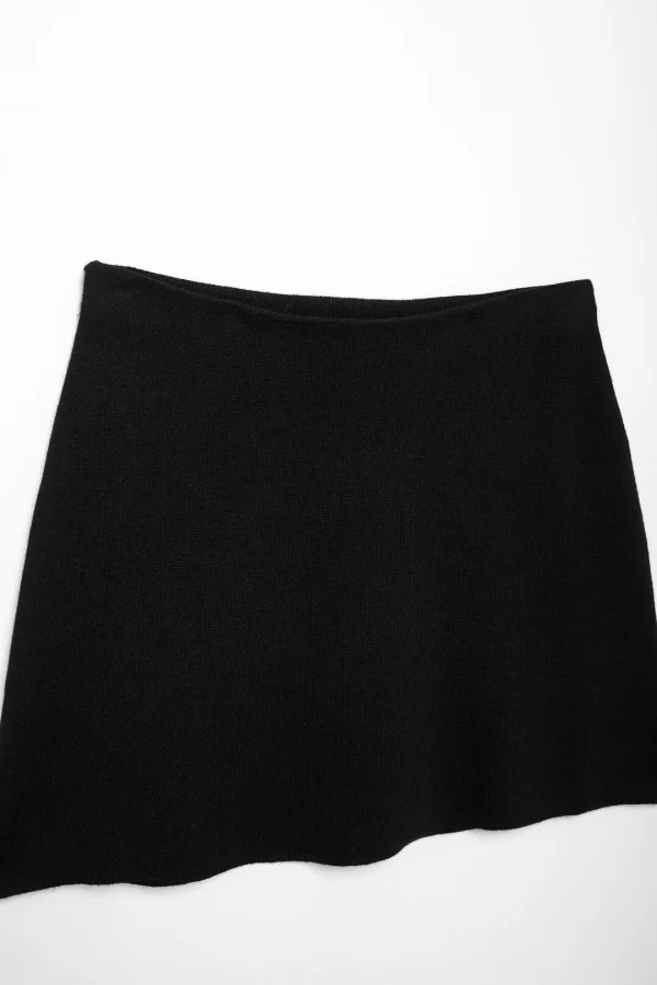 KONDALA 2024 Inverno Solido Nero Vintage Abito in maglia da donna Casual Bottone rosa Manica lunga Elegante Cardigan Mini Guaina Gonna sexy 5