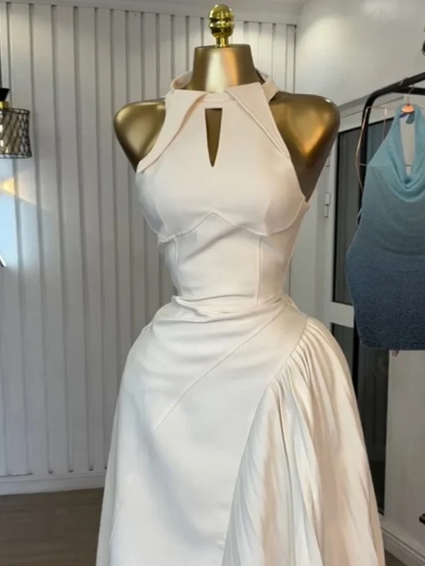 Abiti midi alla moda senza maniche da donna con pieghe asimmetriche e scavate, perfetti per cocktail party o invitati al matrimonio 2