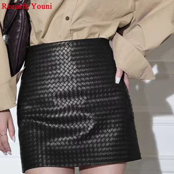 Gonna in pelle lavorata a maglia per le donne Primavera Nuova pelle di pecora genuina di fascia alta Semplice versatile A-line corta Jupe Mujer Tessuto a mano Saias 1
