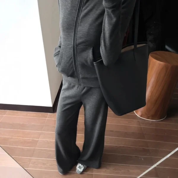 Giacca sportiva coreana casual con cappuccio per donna Autunno Slim mezzo collo alto Moda elegante cardigan Felpa Giacca Abbigliamento donna 4