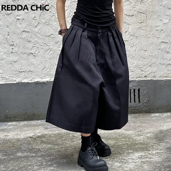 REDDACHiC Pantaloni larghi neri unisex da donna Bloomers a vita alta pieghettati sul davanti tinta unita casual pantaloni corti a gamba extra larga Acubi Fashion 1