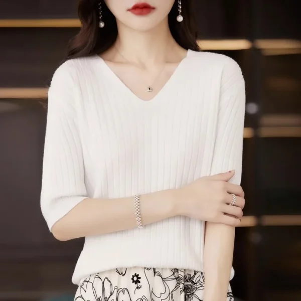 Maglione da donna Primavera Estate Manica corta Camicia in maglia con scollo a V Pullover coreani casual Camicia con fondo a righe Maglioni slim fit 3