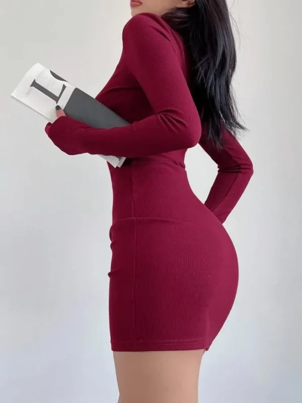 Mini abito rosso mezzo dolcevita donna Y2K manica lunga sexy abito sottile sui fianchi autunno inverno donna streetwear party club abiti neri 2