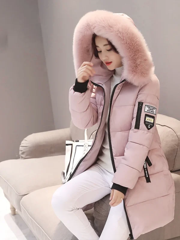 Parka da donna con collo in pelliccia invernale con cappuccio, lettera di moda, tasche con cerniera, design, giacca lunga, cappotti femminili spessi caldi e sottili 1