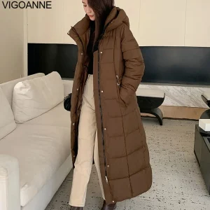 VigoAnne 2025 Coreano Casual Con Cappuccio Imbottiture Cappotto Lungo Delle Donne Solido Tasca A Maniche Lunghe Inverno Giacca Allentata Della Signora di Spessore Caldo Outwear 1