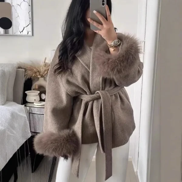 2025 Autunno Chic Risvolto Cappotto di Peluche Con Cintura Donna Vintage Manica In Pelliccia Sintetica Tweed Cappotti Aperti Femminile Inverno Casual Strada Outwear 1