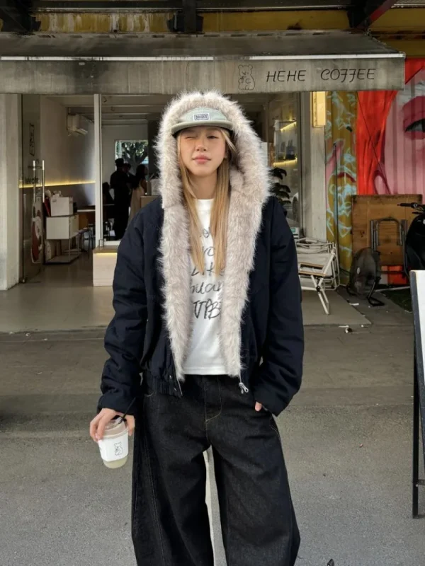 Giacca con cappuccio con collo in pelliccia retrò americana da donna Y2K Streetwear inverno nuova giacca casual allentata Harajuku calda ispessita in velluto 4