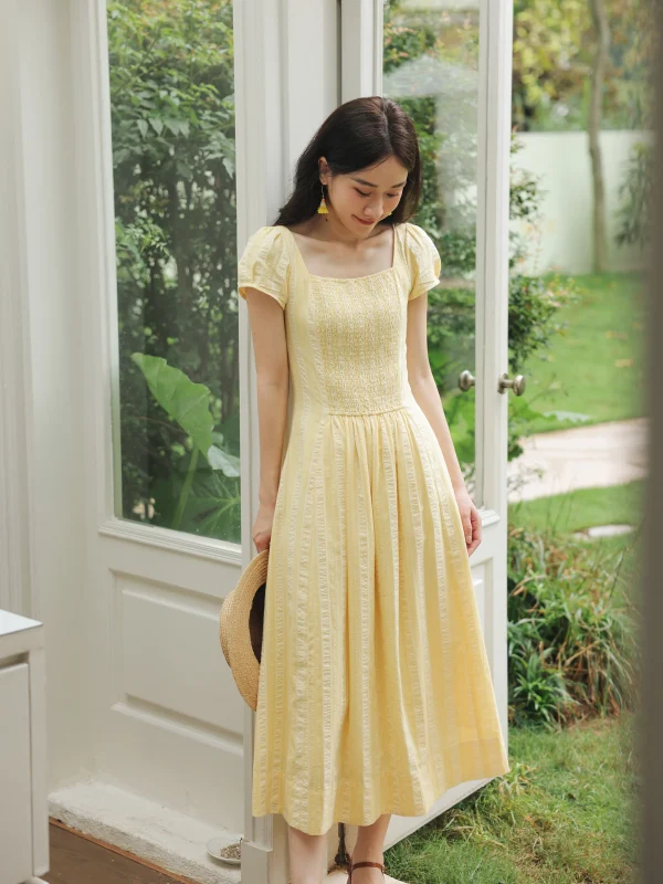 Dolce abito vintage con maniche a sbuffo da donna, scollo quadrato estivo, vita arricciata, linea ad A, abito lungo casual morbido e leggero, look quotidiano 5