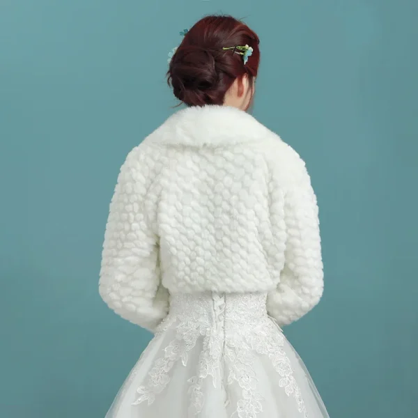 Nuovo arrivo Giacca da sposa a maniche lunghe Sposa Abito di piume Bolero donna Accessori da sposa economici Mantella da sposa Scialle di pelliccia scrollata di spalle 3