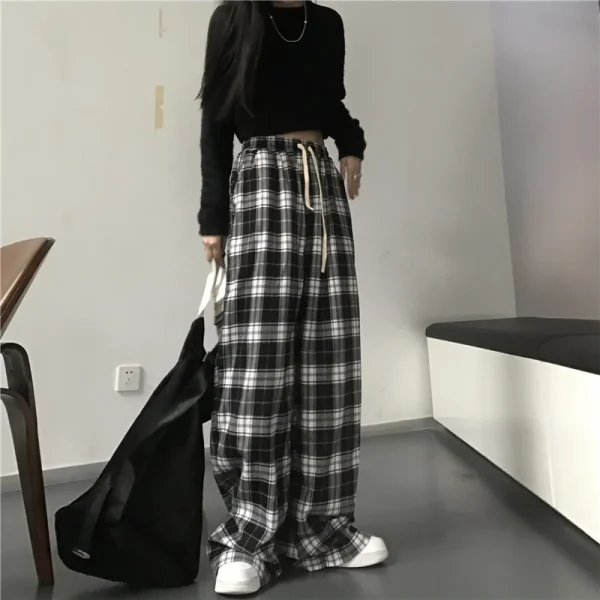 Pantaloni sportivi da donna oversize Pantaloni casual scozzesi neri alla moda Tasche in vita elastiche larghe Pantaloni larghi hip-hop unisex per studenti 3