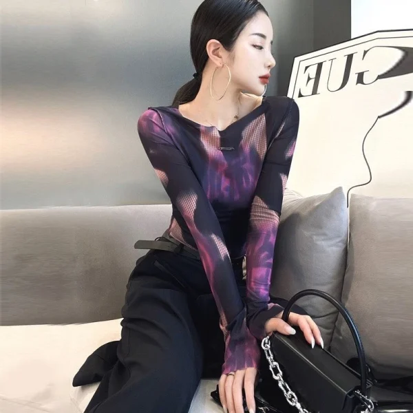 Top per donna T-shirt donna T-shirt slim Viola Abbigliamento 2025 Mesh Tee Skinny Xxl anni '90 Vintage Pulovers One Piece Fine Elegante Vecchio 1