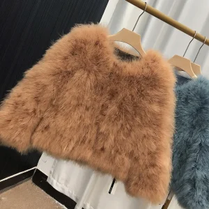 Cappotto di piume di struzzo per donna Cappotti di pelliccia naturale al 100% O Collo Manica lunga Donna Nightclub Giacche di tacchino Moda invernale 1