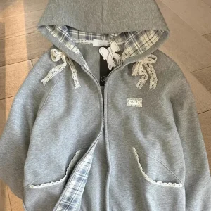 Zoki Felpe con cappuccio patchwork in pizzo da donna Felpa a maniche lunghe con fiocco carino Stile preppy giapponese Dolce manica lunga allentata Capispalla femminile grigio 1