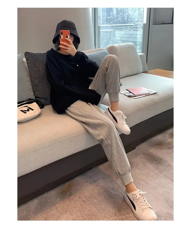 Pantaloni sportivi in vita elastica a vita alta invernale da donna di nuovo stile Pantaloni casual ispessiti foderati in pile dalla vestibilità ampia Versione coreana 3