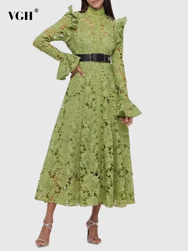 VGH ricamo scava fuori abiti eleganti per le donne colletto alla coreana manica svasata cintura impiombata a vita alta abito Casual solido femminile 1