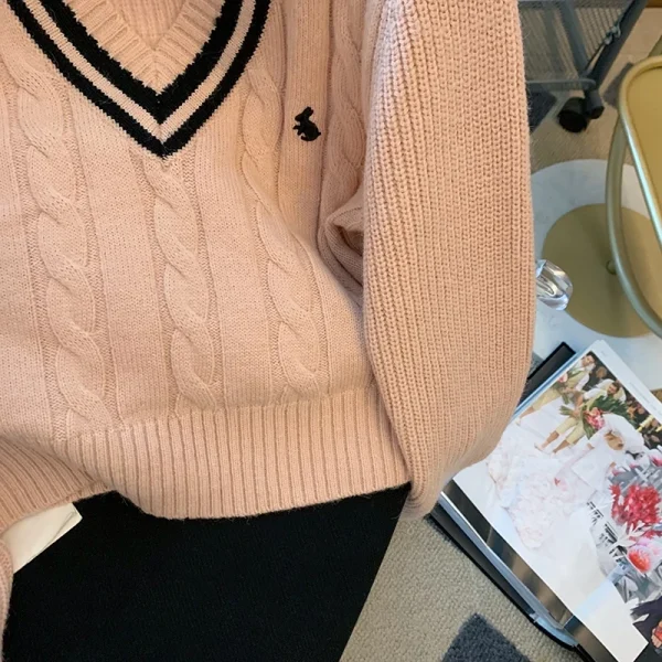 YuooMuoo Maglioni moda coreana Donna Autunno Scollo a V Y2K Cartoon Ricamo Top in maglia Inverno Morbido Basic Pullover a maniche lunghe 6