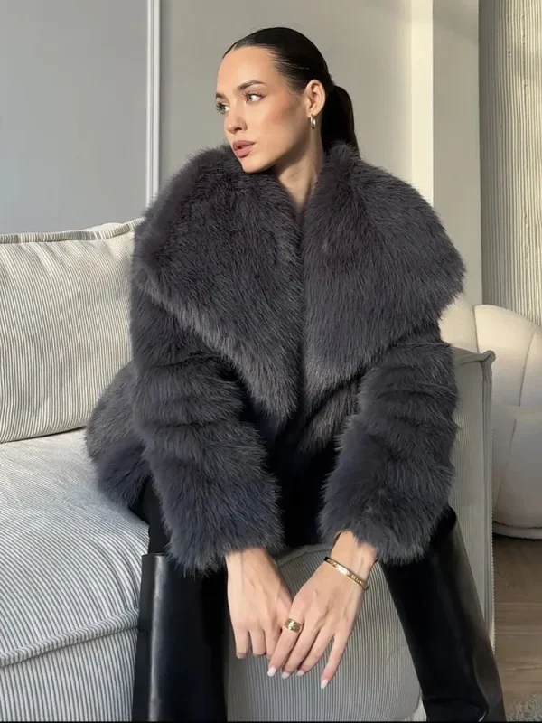 TARUXY Solido Pelliccia Sintetica Risvolto Cappotto da Donna di Lusso Gradiente Ritagliata Giacca di Pelliccia Soffici Cappotto di Inverno Addensare Tuta Sportiva High Street 5