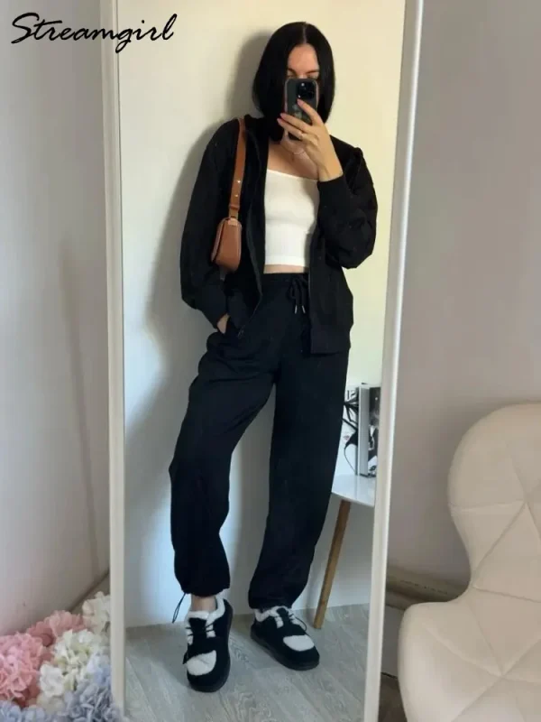 Set di pantaloni sportivi autunnali Felpa oversize bianca da donna con cerniera e tute con cappuccio Set da donna Pantaloni sportivi grigi in due pezzi 4