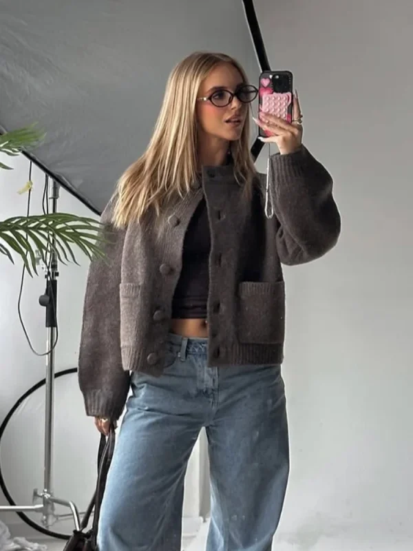 Maglione a maniche lunghe girocollo moda per donna Cappotti con tasche lavorate a maglia monopetto chic 2025 Maglieria solida autunno inverno 6