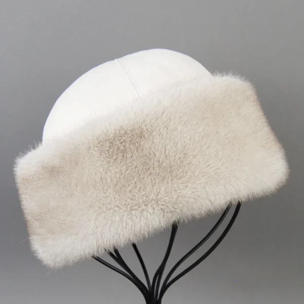Vendita calda cappello di pelliccia di visone finto berretto da baseball genuino invernale Russia moda elegante signora calda cappello di paglia con palla di pelliccia sintetica 2