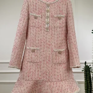 Abito di lana stile rosa delicato con piccola fragranza Abiti di lana a sirena con bottoni di lusso eleganti di fascia alta da donna 1