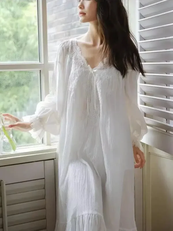 Camicia da notte bianca a maniche lunghe da donna in primavera autunno Abito da donna con gonna lunga in pizzo a maniche lunghe stile principessa bellissimo pigiama 1