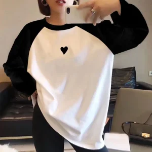 T-shirt allentata oversize vintage stile americano autunno inverno Abbigliamento donna T-shirt casual a maniche lunghe con o-collo Top chic in puro cotone 1