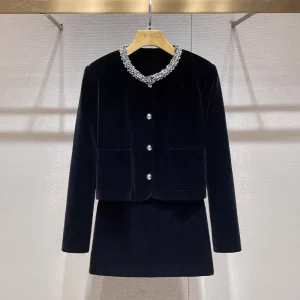 2024 autunno nuovo set di diamanti cappotto corto mezza gonna set da donna in due pezzi di velluto 1
