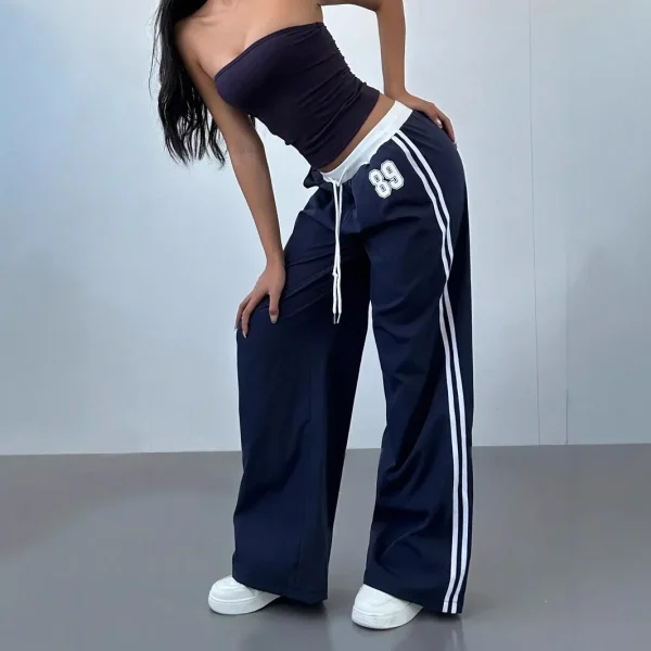Pantaloni casual a gamba larga a righe americane Pantaloni da donna a vita alta larghi e versatili dal taglio dritto Autunno Inverno Nuovo stile 2