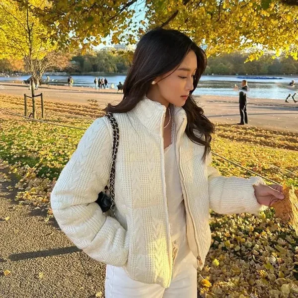 ETJ 2025 Inverno nuove donne fresche ed eleganti dolcevita bianco lavorato a maglia giacca di cotone spesso giacca di pane caldo 6318229 2