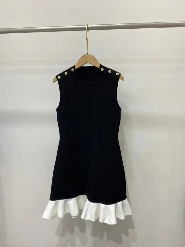 Abito da donna nero senza maniche con volant in maglia con bottoni sulle spalle, girocollo, mini abito elegante femminile primavera estate 1