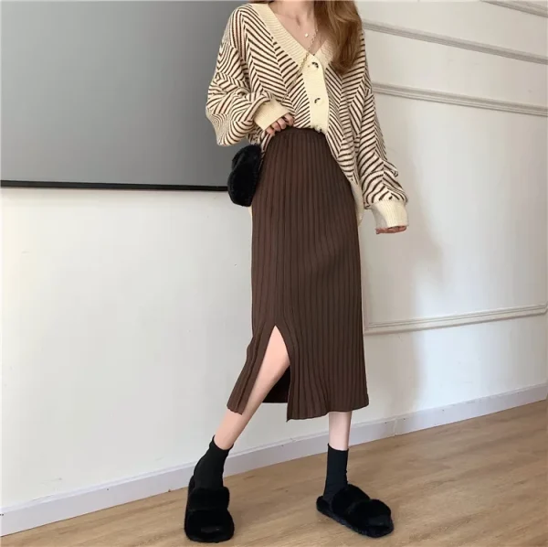 Minigonna longuette lavorata a maglia nera da donna a vita alta slim fit aderente gonne divise autunno inverno primavera moda elegante 3