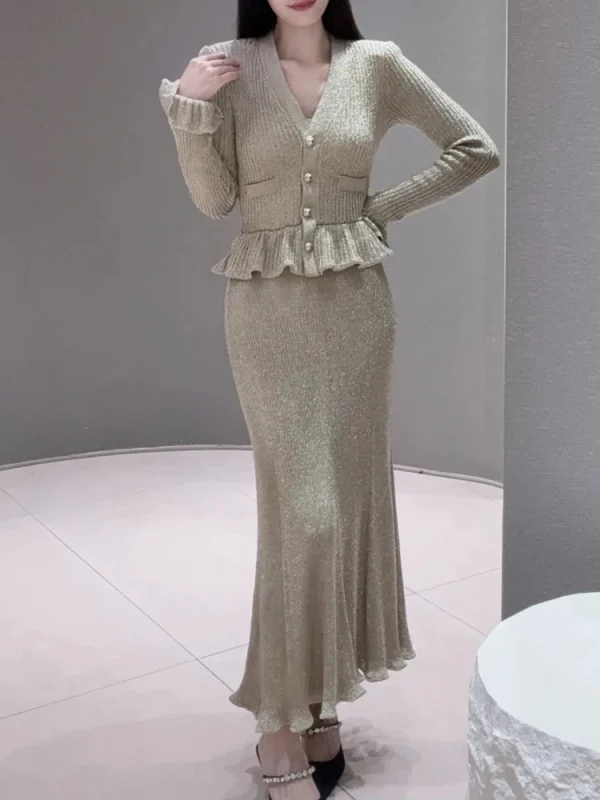 Abito in maglia arricciata con maniche a campana con scollo a V Abito elegante da donna a trapezio elasticizzato in oro 2025 Nuovo arrivo autunno 3